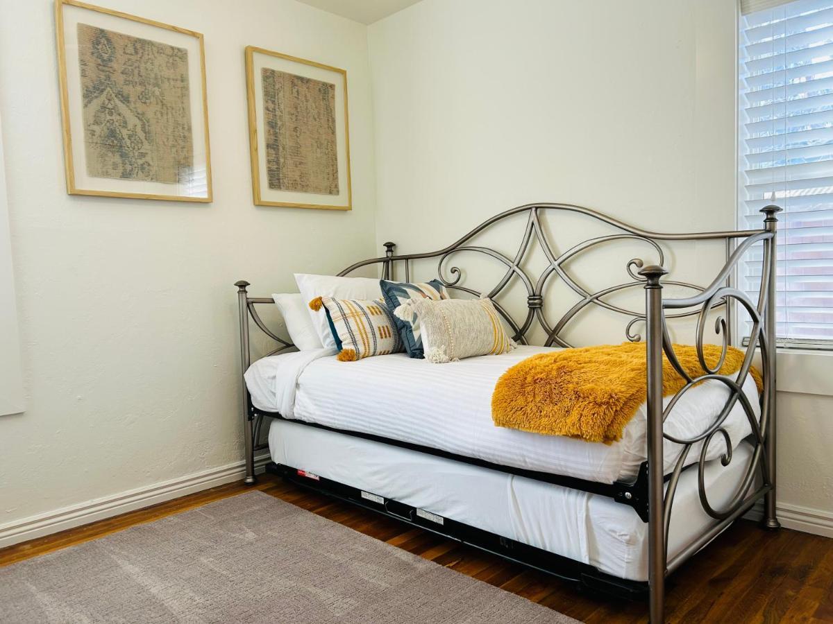 Home Sweet Idahome, Feels Like Home With All The Decor You Wish You Could Afford King Bed In Master, Fully Fenced Dog Friendly Yard, A Few Blocks From Bsu And Downtown Boise, Your Perfect Stay! Экстерьер фото