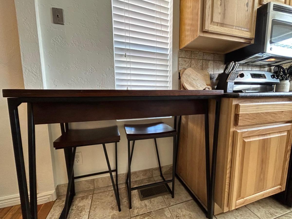 Home Sweet Idahome, Feels Like Home With All The Decor You Wish You Could Afford King Bed In Master, Fully Fenced Dog Friendly Yard, A Few Blocks From Bsu And Downtown Boise, Your Perfect Stay! Экстерьер фото
