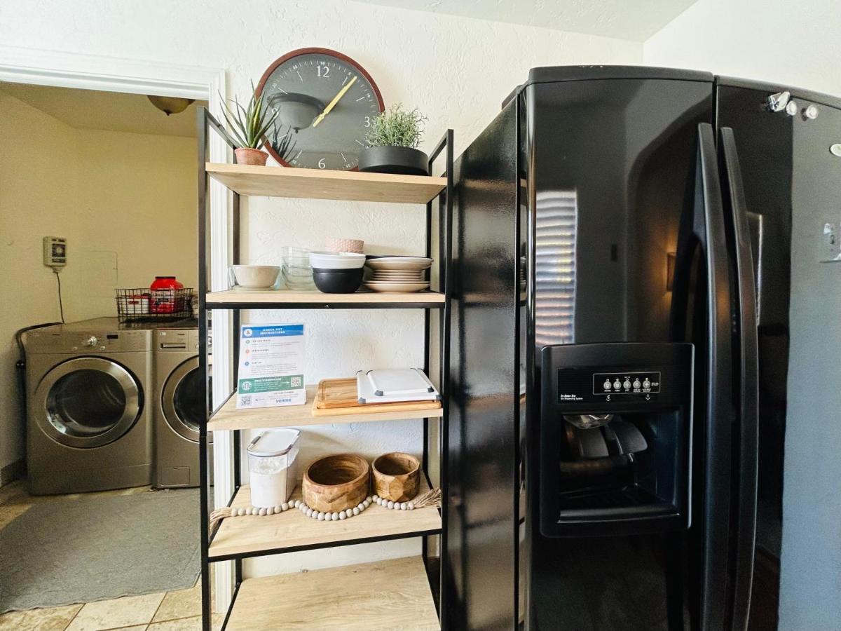 Home Sweet Idahome, Feels Like Home With All The Decor You Wish You Could Afford King Bed In Master, Fully Fenced Dog Friendly Yard, A Few Blocks From Bsu And Downtown Boise, Your Perfect Stay! Экстерьер фото